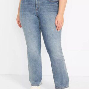 Signature Fit Boot Jean - Light Wash